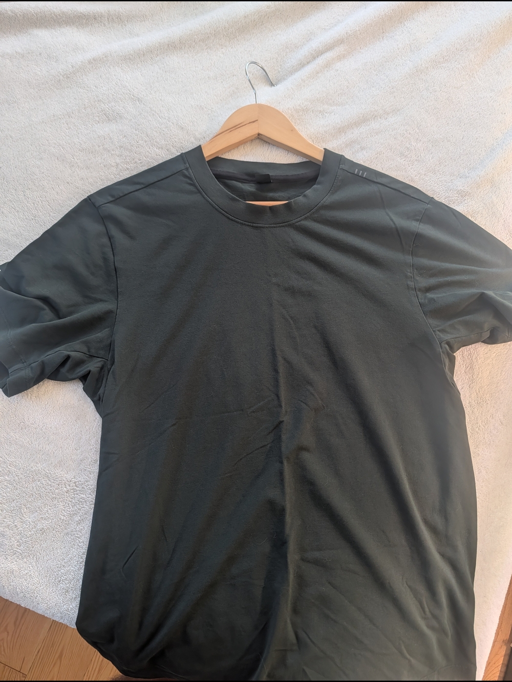 Men's Crew Neck T-Shirt - Dark Green